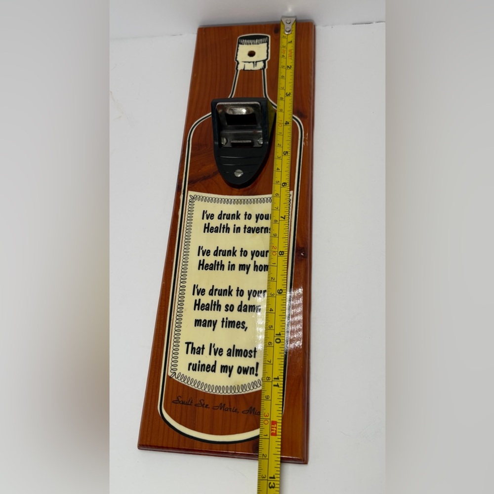 Vintage Bottle Opener Wall Mounted Retro Souvenir Sault Ste. Marle 60s Barware - Picture 6 of 6